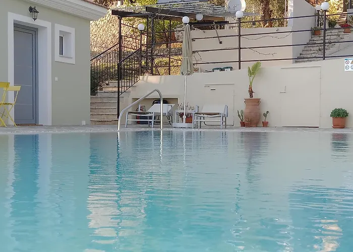 Rizaria Sea View House & Private Pool Ferienhaus