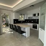 Rizaria Sea View House & Private Pool Spartylas