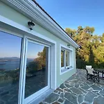 Rizaria Sea View House & Private Pool 펜션 *