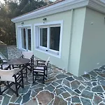 Rizaria Sea View House & Private Pool