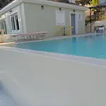 Rizaria Sea View House & Private Pool 펜션 *