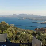 Rizaria Sea View House & Private Pool