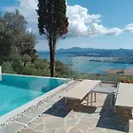 펜션 Rizaria Sea View House & Private Pool