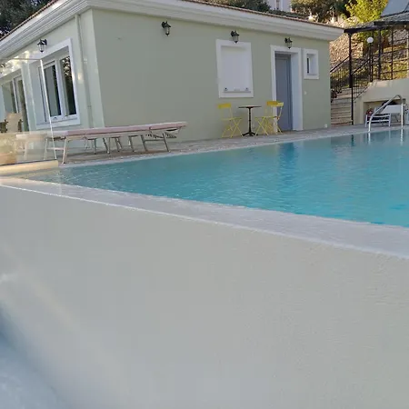 Rizaria Sea View House & Private Pool Vakantiehuis *