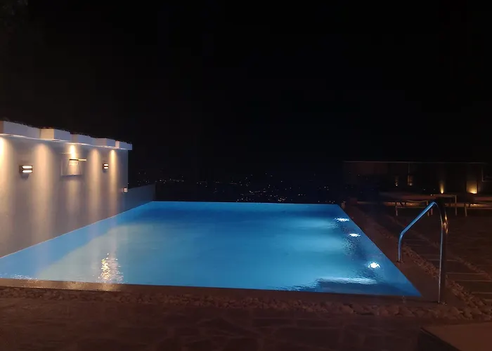 Rizaria Sea View House & Private Pool