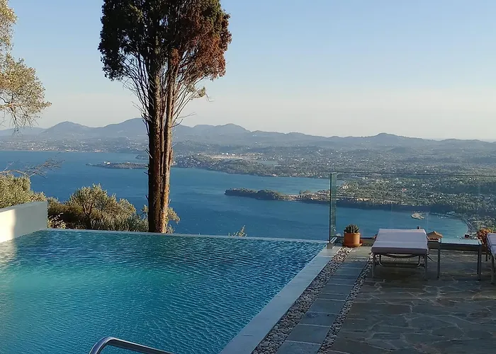 펜션 Rizaria Sea View House & Private Pool