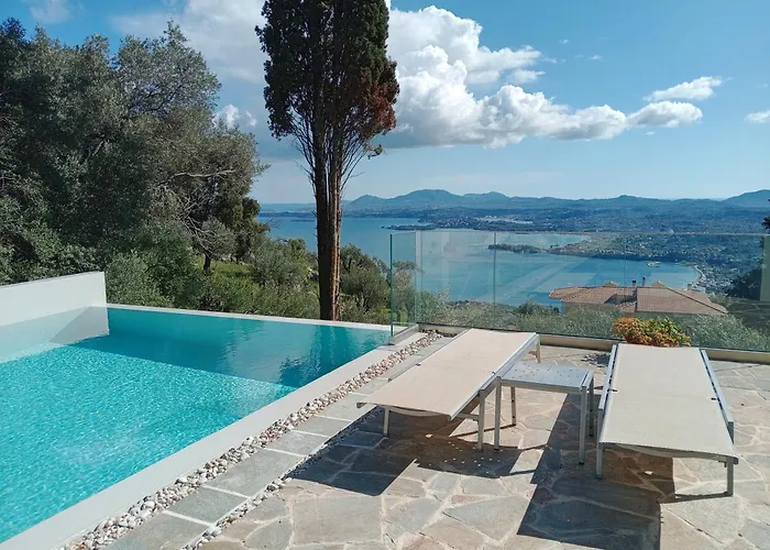 펜션 Rizaria Sea View House & Private Pool